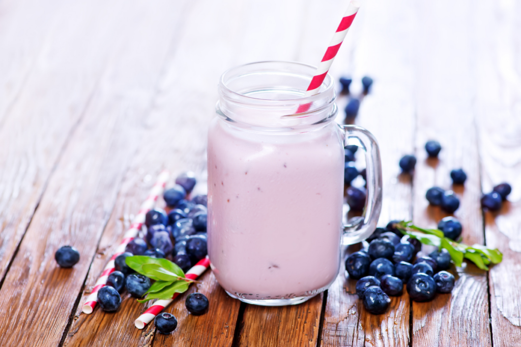 are blueberries toxic to cats